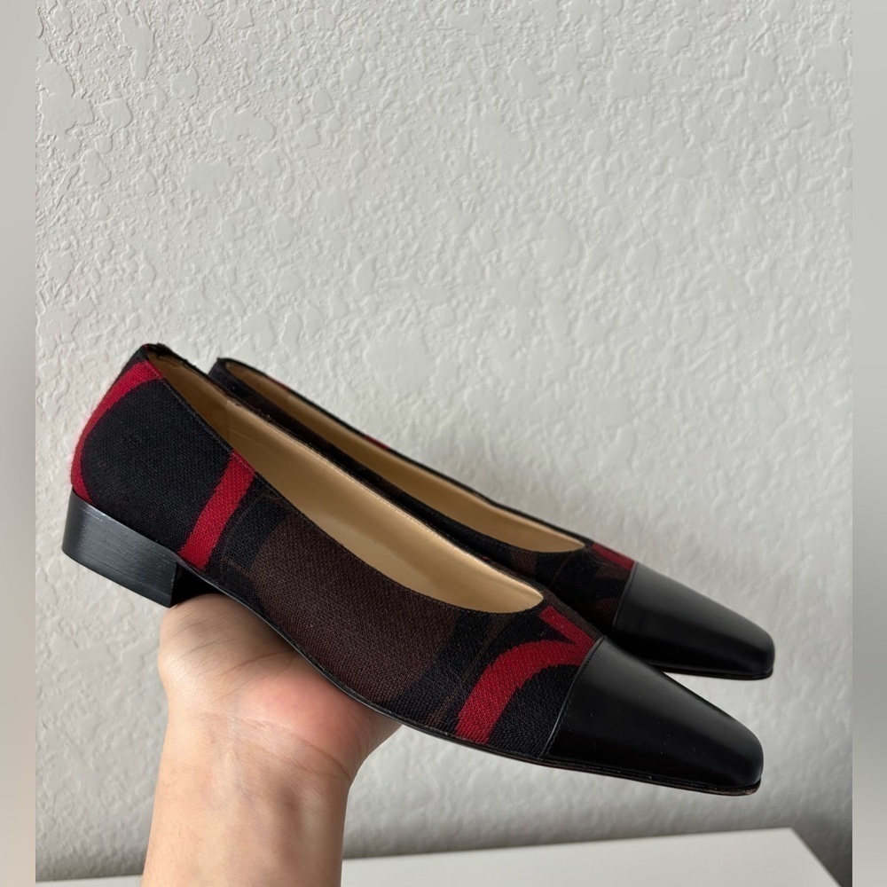 Salvatore Ferragamo Shetland wool/leather small pump SZ 7